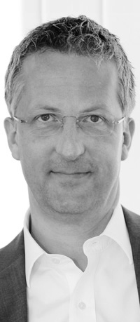Dr. Andreas Schlie Dr. Andreas Schlie